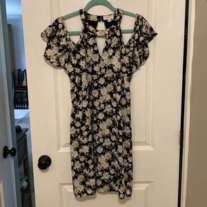 Candies cold shoulder dress